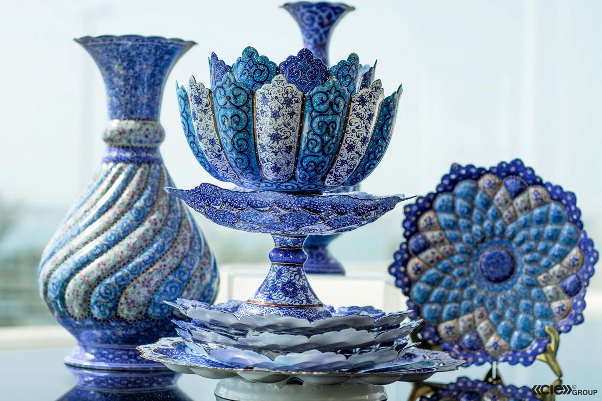 ظروف مینا کاری